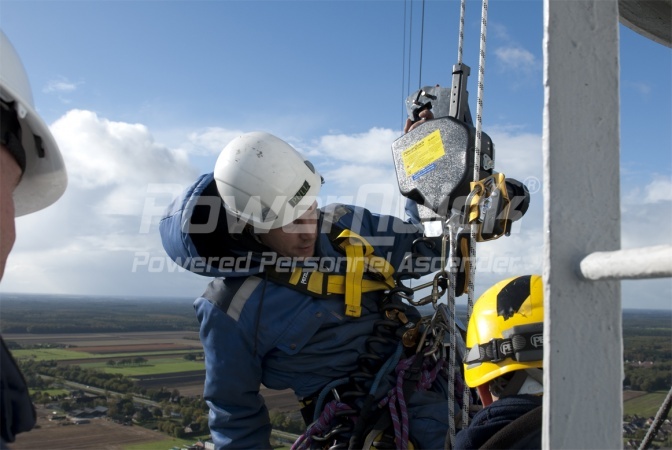 91蜜桃成品人视频入口