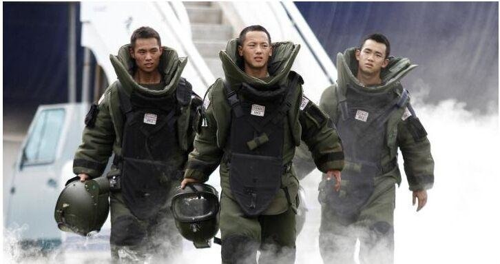 英国MK5排爆服、搜爆服大量到货