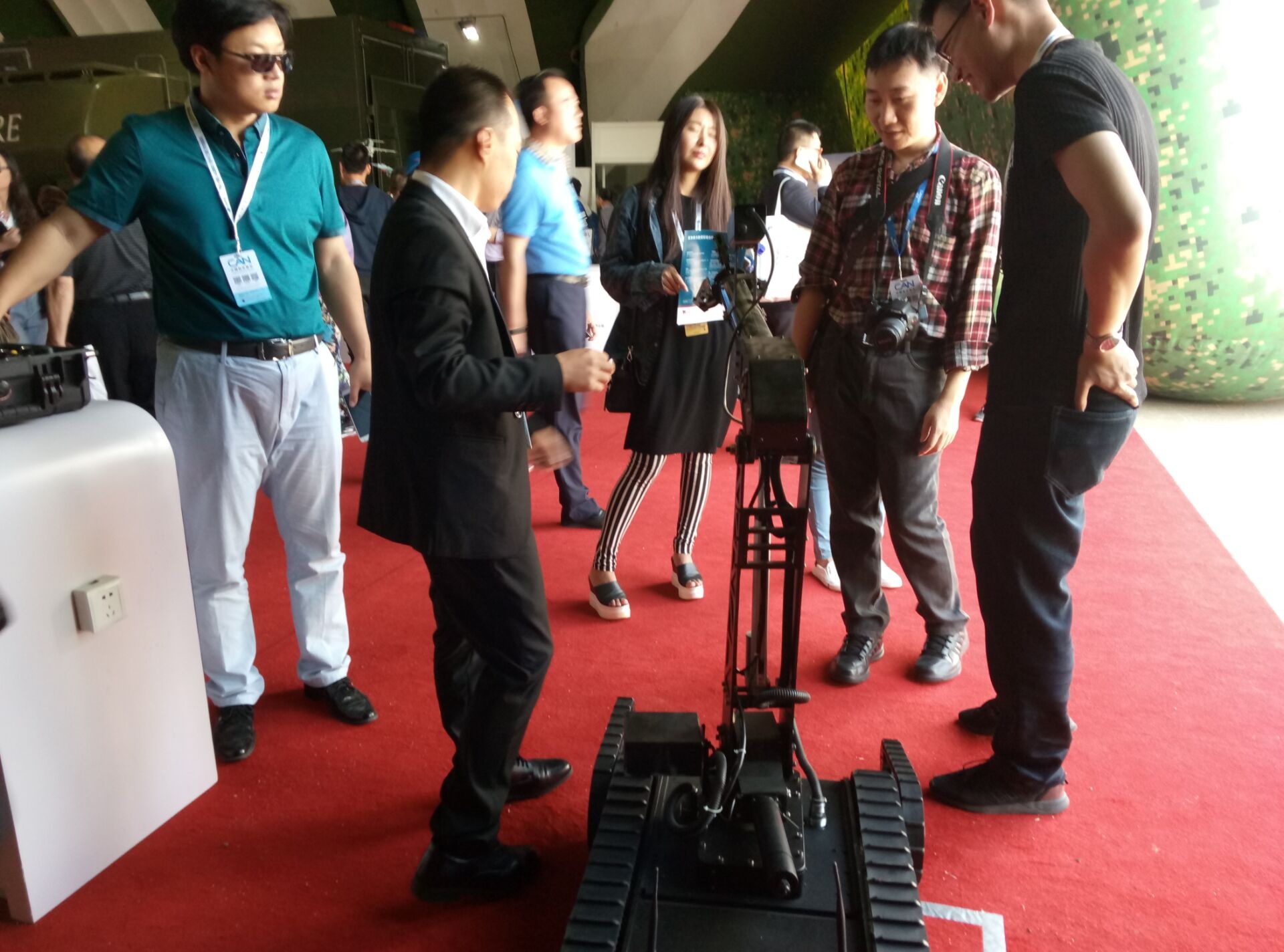 91蜜桃成品人视频入口