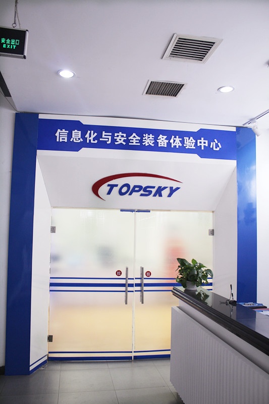 91蜜桃成品人视频入口