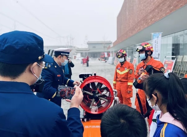 91蜜桃成品人视频入口